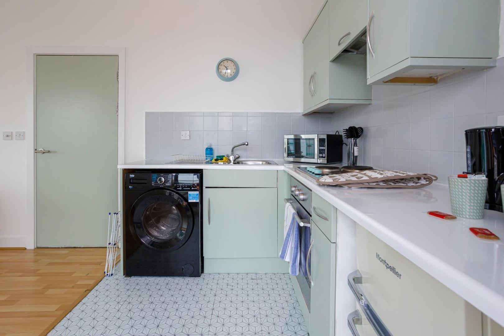 Guestready - Homely Apartment Near City Centre Liverpool Exterior photo